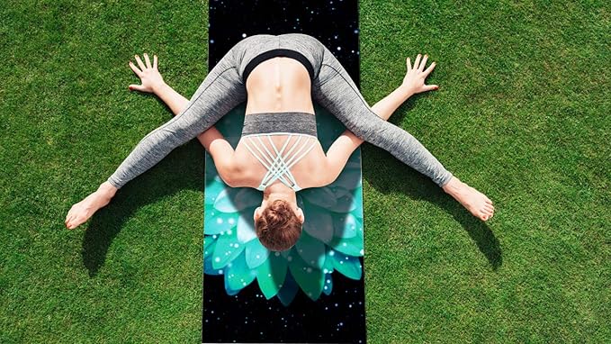 Heathyoga Non Slip Hot Yoga Towel, 100% Microfiber Non Slip Yoga Mat Towel for Hot Yoga, Pilates and Fitness, Exclusive Corner Pockets Design + Free Spray Bottle